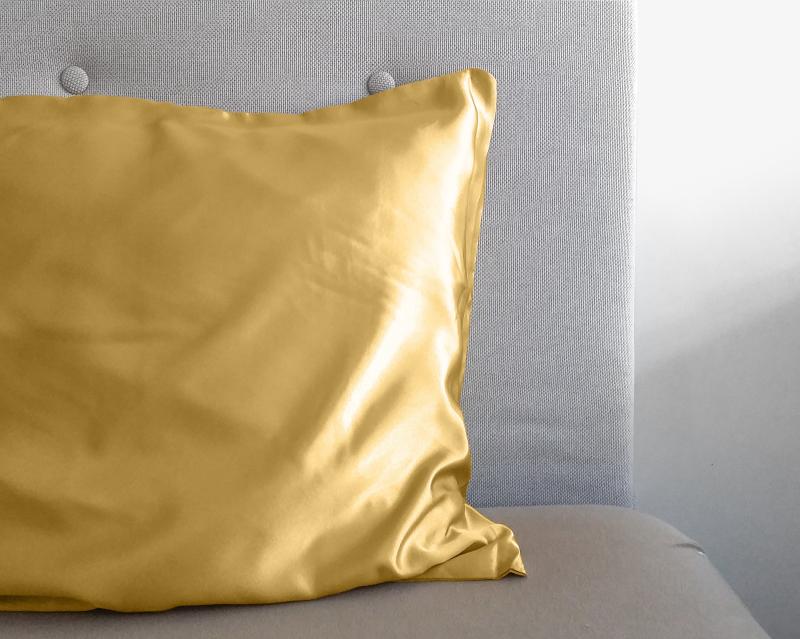 Beauty Hudpleje Pudebetræk Guldfarvet fra Royal Textile